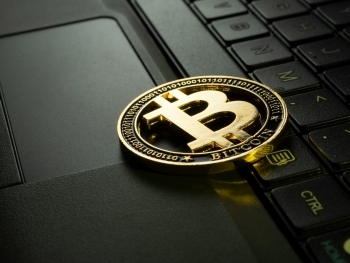 Quantum Computing and the End of Current Cryptography - Myth or Reality? blog image